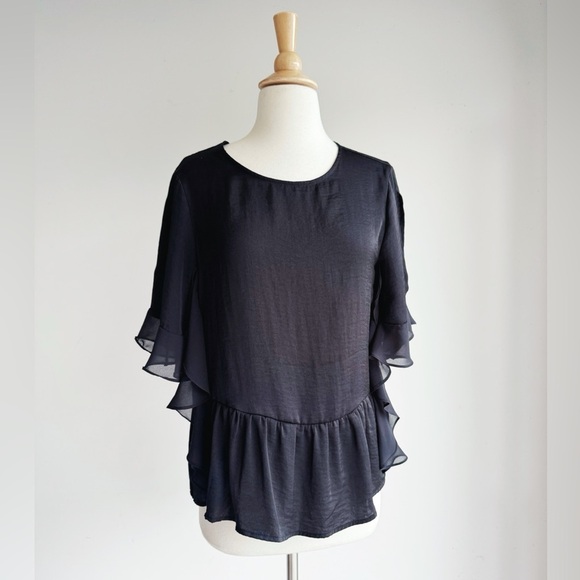 WHO WHAT WEAR Black Silky Ruffle Blouse Women's Small - Picture 1 of 5